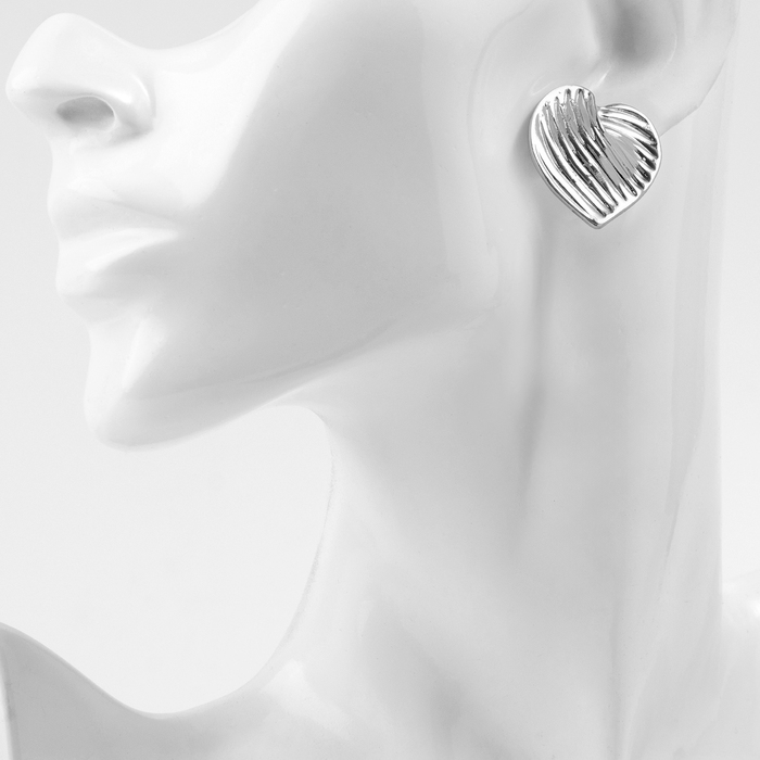 Серьги металл &laquo;Сердца&raquo; лист, цвет серебро