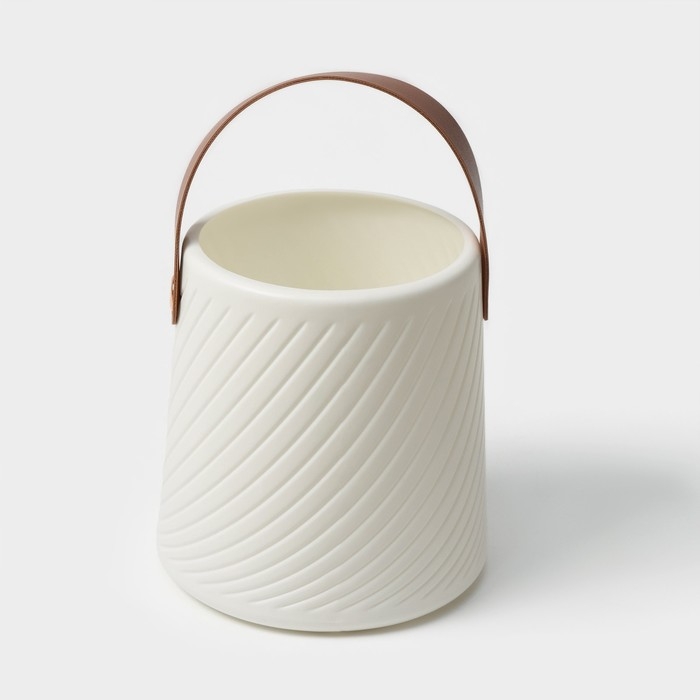 Ваза для цветов LaDо́m &laquo;Ведёрко&raquo;, 1,8 л, 15&times;14,5&times;12,5 см, цвет белый