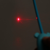 Дразнилка для кошек с лазером и ручкой-мышкой, 30,5 см, микс цветов Дразнилка для кошек с лазером и ручкой-мышкой, 30,5 см, микс цветов