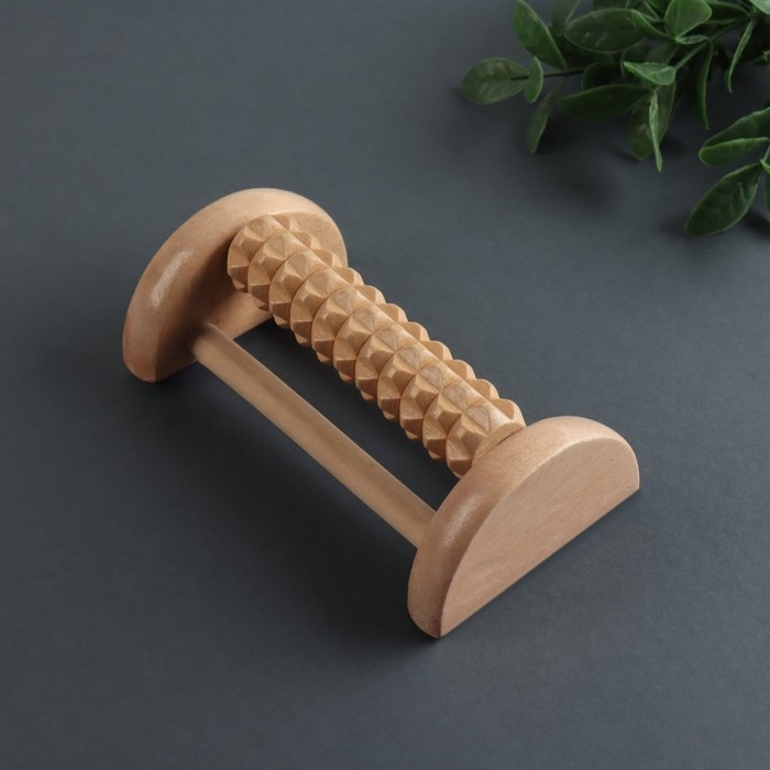 Массажёр для ног с шипами, деревянный, роликовый, 1 ряд, 14,5 &times; 7,8 &times; 4,5 см