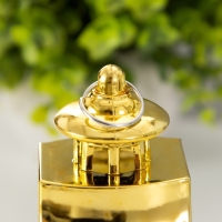 Ночник "Застывшая свеча" 3хLR1130 золотой 5х7,5х12 см RISALUX Ночник "Застывшая свеча" 3хLR1130 золотой 5х7,5х12 см RISALUX