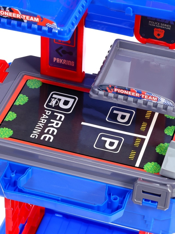 Игровой набор &laquo;Полицейский участок&raquo; в чемодане