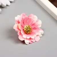 Бутон на ножке для декорирования "Многослойная ромашка розовая" 6х6 см