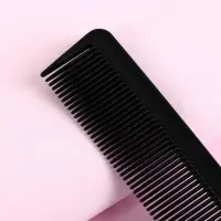 Расчёска с металлическим хвостиком, 20(&plusmn;1) &times; 2.5 см, чёрная