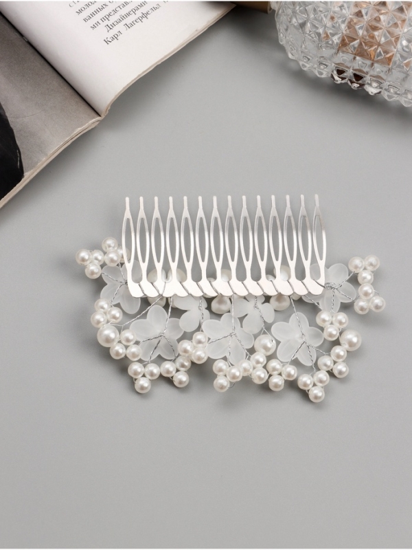 Гребень для волос "Эмилия" цветы ассорти шарики, 10х7 см, белый