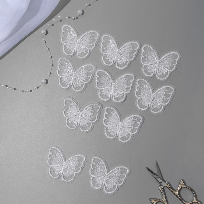 Вязаные элементы &laquo;Бабочки&raquo;, 5,5 &times; 4 см, 10 шт, цвет белый/хамелеон