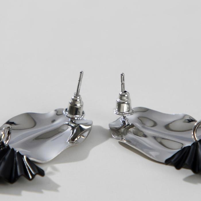 Серьги металл &laquo;Тренд&raquo; овал и треугольник, цвет чёрный в глянцевом серебре