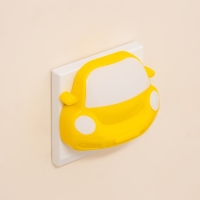 Ночник "Машинка" LED желтый 7х8х7 см Ночник "Машинка" LED желтый 7х8х7 см