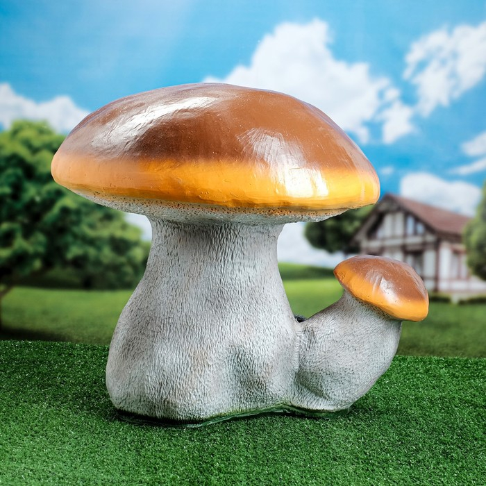 Садовая фигура "Гриб белый двойной с зайчатами" 58х52см