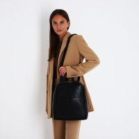 Рюкзак женский из искусственной кожи на молнии, 2 кармана, цвет чёрный