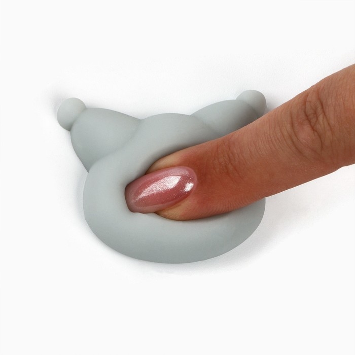 Мялка антистресс &laquo;Подарочек только для тебя&raquo;, серая, 4,4 х 3,5 см