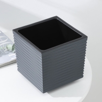 Кашпо со вставкой «Стиль», 3 л, цвет графит Кашпо со вставкой «Стиль», 3 л, цвет графит