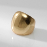 Кольцо металл &laquo;Тренд&raquo; объемный купол, цвет золото, размер 18