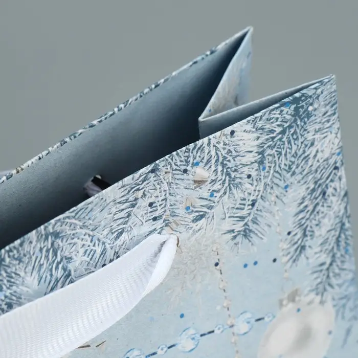 Пакет подарочный новогодний крафтовый &laquo;Новогодняя нежность&raquo;, S 15 х 12 х 5.5 см