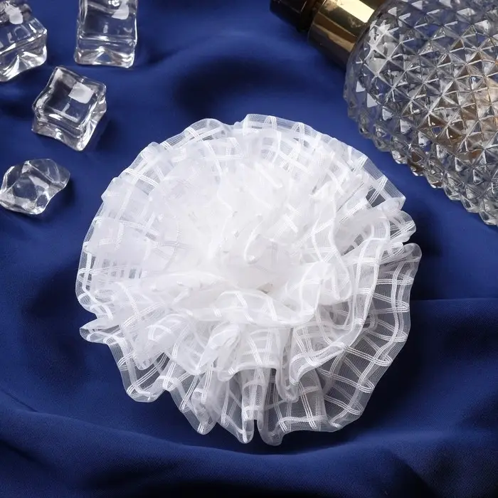 Резинка для волос бант &laquo;Школьница&raquo;, волны, d=10 см, белая