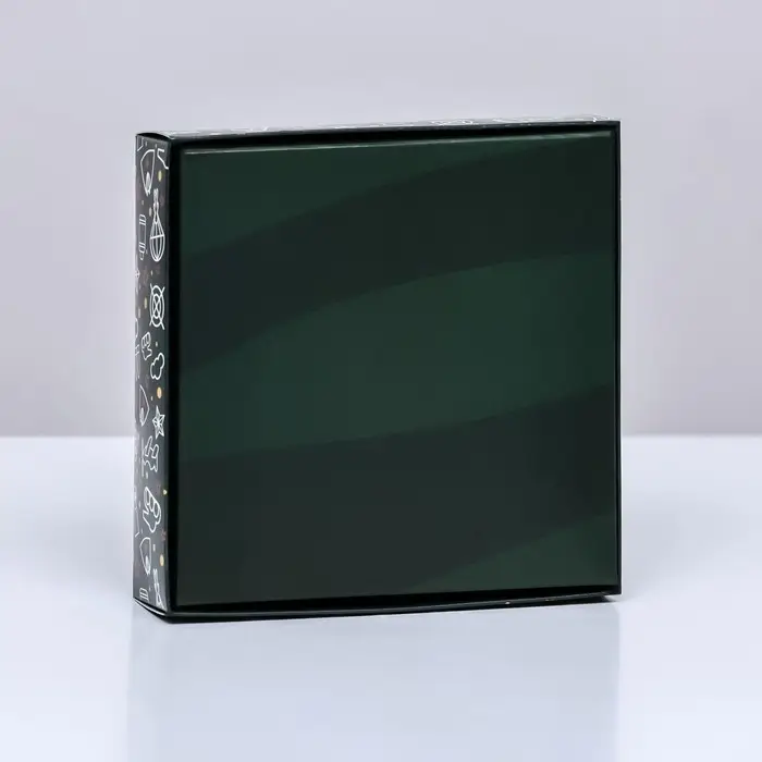 Коробка для 4 конфеты, &laquo;23 Февраля&raquo; 12.6&times;12.6&times;3.5 см