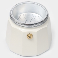 Кофеварка гейзерная "Good morning" на 3 чашки, цвет белый