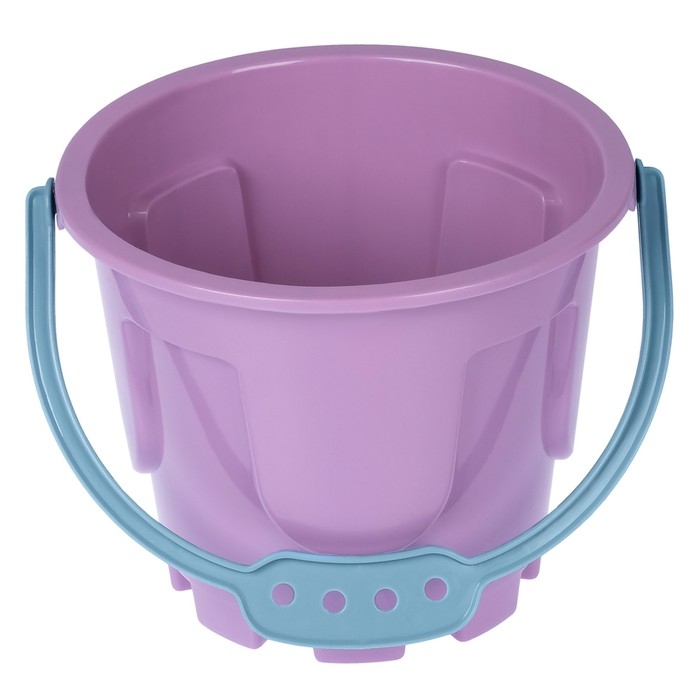 Песочный набор: ведро 1,2 л, лопатка,грабли,4 формочки, лейка 0,2 л, бледно-розовый