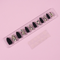 Накладные ногти &laquo;Лео&raquo;, 12 шт, с клеевыми пластинами, форма миндаль, чёрные, бежевые