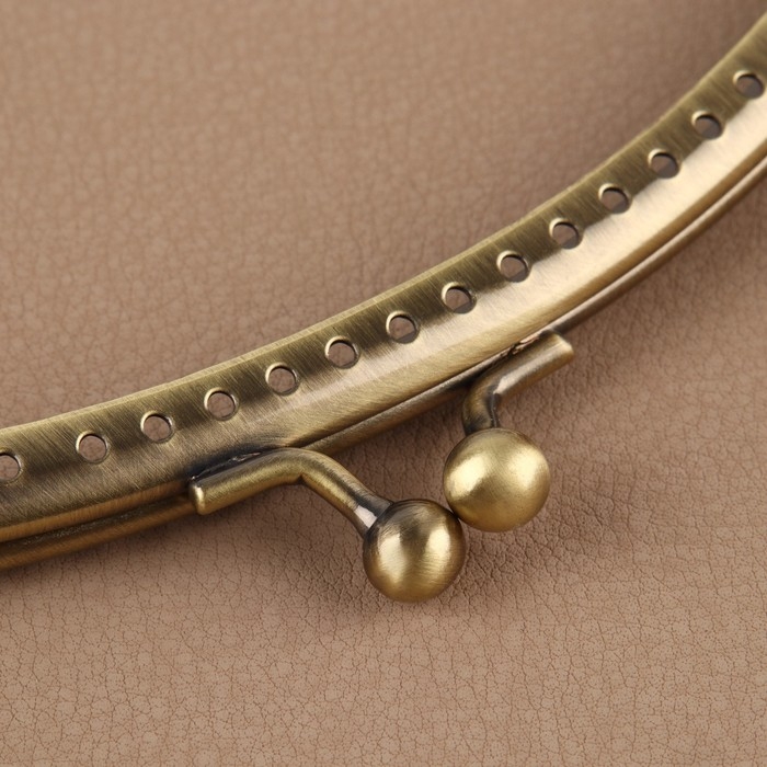 Фермуар пришивной «Полукруг», 20 × 9 см, цвет бронзовый Фермуар пришивной «Полукруг», 20 × 9 см, цвет бронзовый