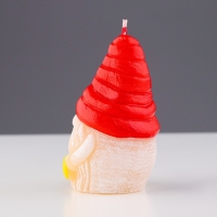 Свеча декоративная "Игрушечный гном", 5,1х5,1х8 см