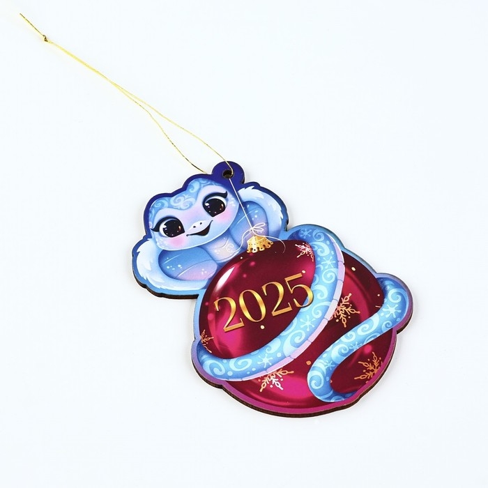 Ёлочная игрушка новогодняя &laquo;2025&raquo;, на Новый год, светится в темноте, дерево, 7,8 х 9,5 см