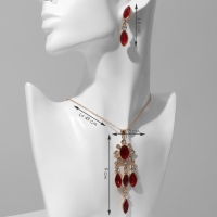 Гарнитур 2 предмета: серьги, кулон &laquo;Калейдоскоп&raquo;, цвет красно-белый в золоте, 48 см