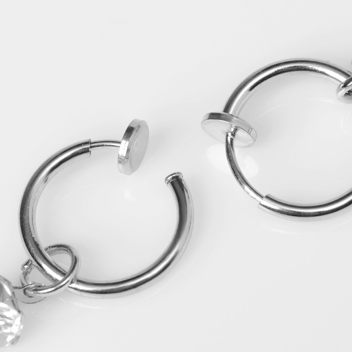 Серьги со стразами «Блум» асимметрия, цвет белый в серебре Серьги со стразами «Блум» асимметрия, цвет белый в серебре