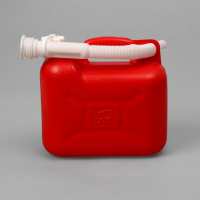 Канистра ГСМ &laquo;Звезда&raquo;, 5 л, с заливным устройством, крышка МИКС
