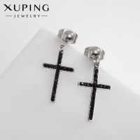 Серьги со стразами XUPING крест изящество, цвет чёрный в серебре Серьги со стразами XUPING крест изящество, цвет чёрный в серебре