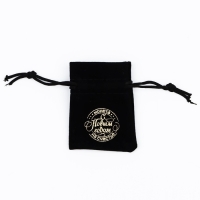 Монета в мешочке новогодняя &laquo;Притягиваю денежки&raquo; на Новый год, диам. 2.5 см