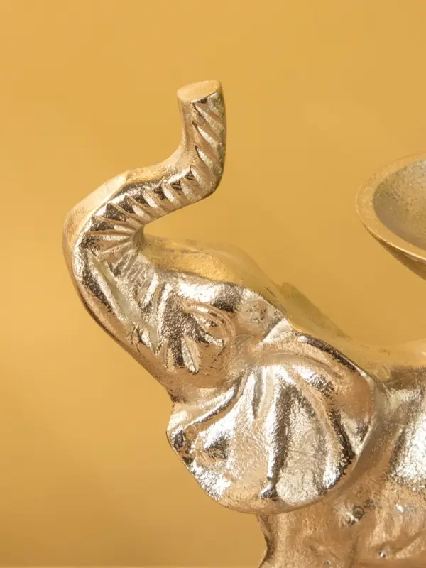 Подсвечник &laquo;Слон&raquo;, 10&times;17&times;19 см, алюминий