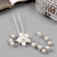 Шпилька для волос "Эмилия" цветок бусинки, 9х6 см, белый Шпилька для волос "Эмилия" цветок бусинки, 9х6 см, белый