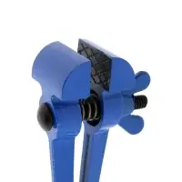 Тиски-струбцина ТУНДРА, ручные, чугун, раскрытие до 30 мм, ширина губок 40 мм