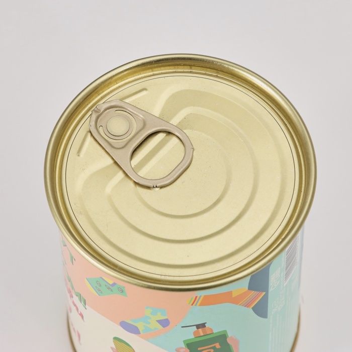 Подарочные носки в банке &laquo;Всем, кто тут мужчина, с праздником!&raquo;, (внутри носки мужские, цвет чёрный)