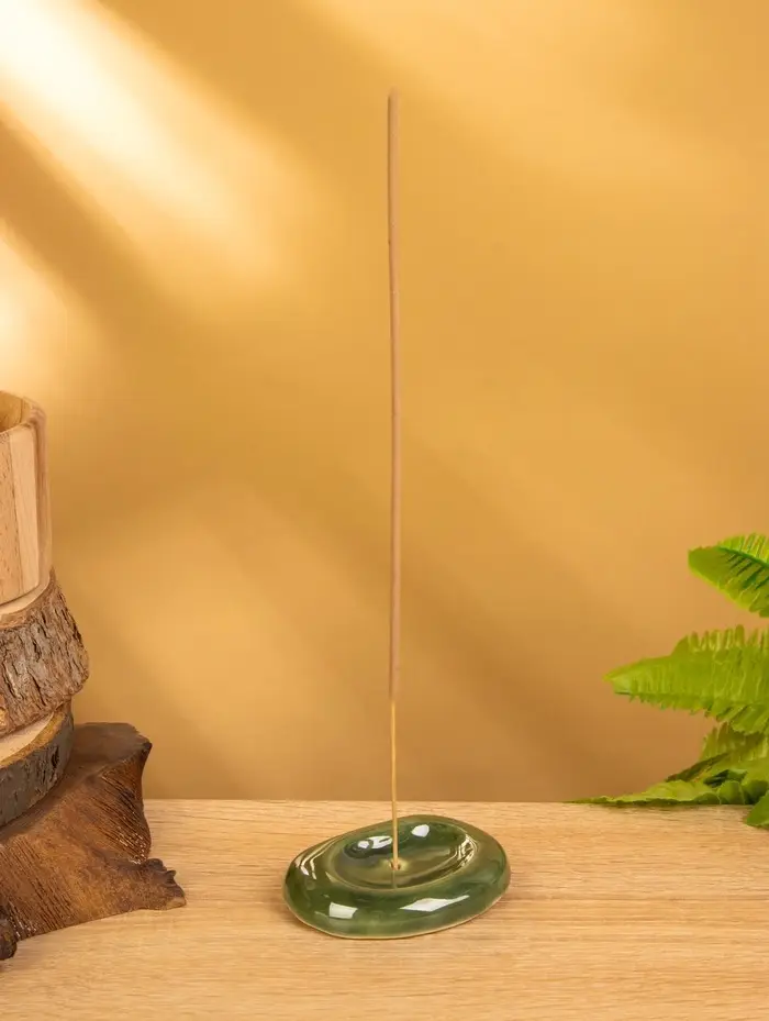 Подставка под благовония "Галька" керамика, цв. зелёный, 7х5х1 см