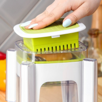 Овощерезка универсальная с контейнером Доляна, 3 сменные насадки и пушер, 14,5×14,5×21 см, цвет бело-зелёный Овощерезка универсальная с контейнером Доляна, 3 сменные насадки и пушер, 14,5×14,5×21 см, цвет бело-зелёный