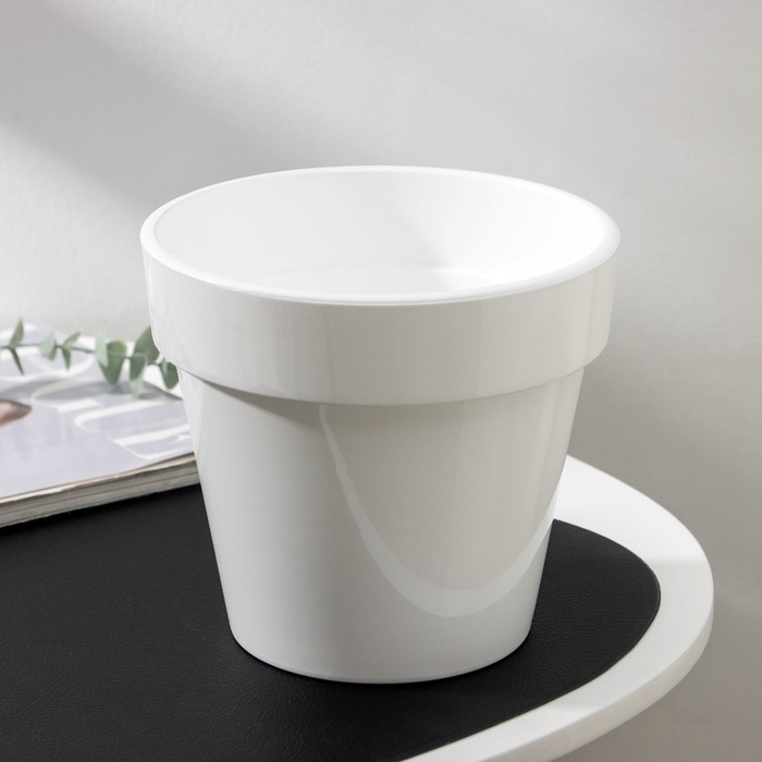 Кашпо для цветов со вставкой &laquo;Порто&raquo;, 2,4 л, цвет белый