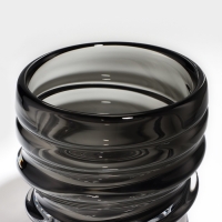 Ваза для цветов &laquo;Пилея&raquo; из прозрачного черного стекла 20 х 18 х 18 см