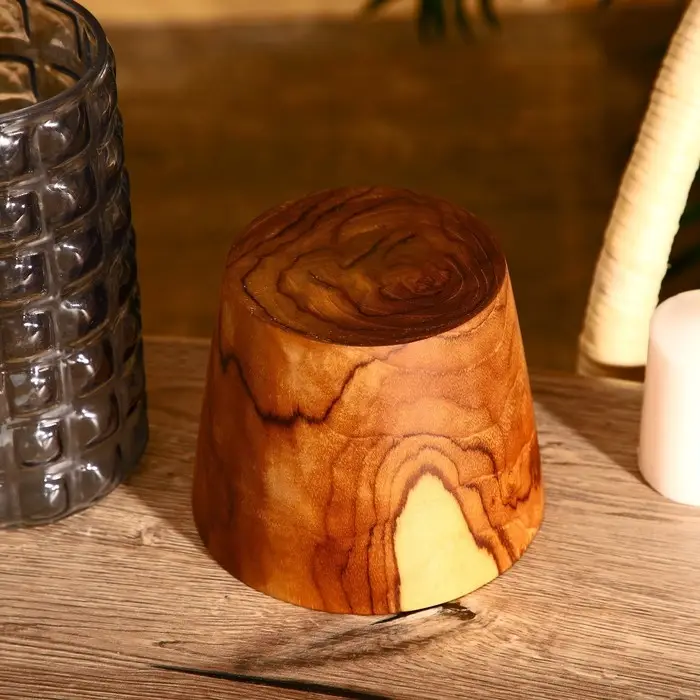 Стакан 15х15х12 см, тиковое дерево
