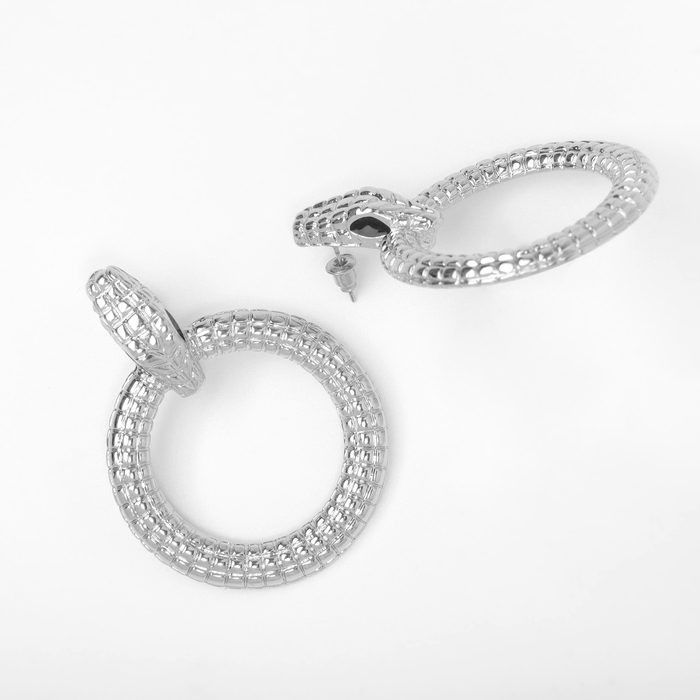 Новый год! Символ года 2025! Серьги со стразами &laquo;Змея&raquo; кольцо соблазна, цвет чёрный в серебре
