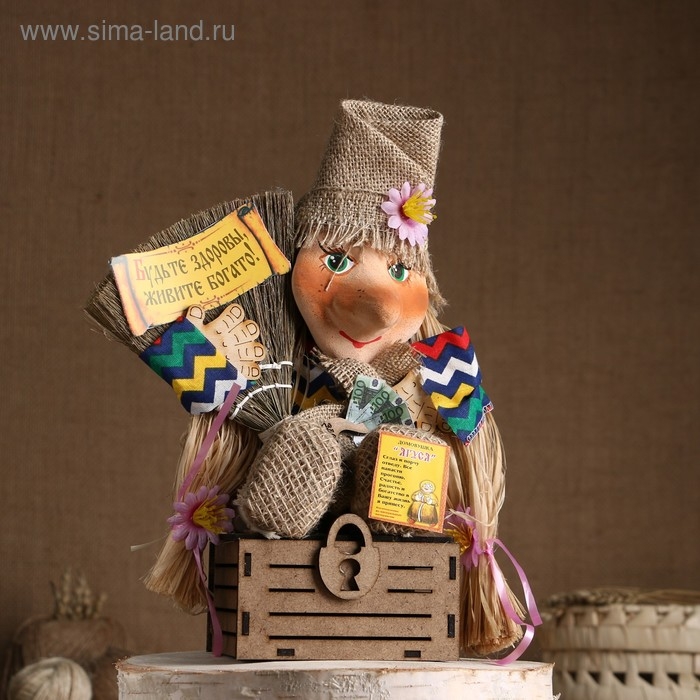 Оберег-домовой Оберег-домовой "Баба яга на сундуке", 30х29х23 см, микс