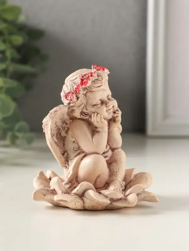 Фигурка гипс &laquo;Ангел на цветке&raquo;, 9&times;7 см, состаренный эффект, слоновая кость