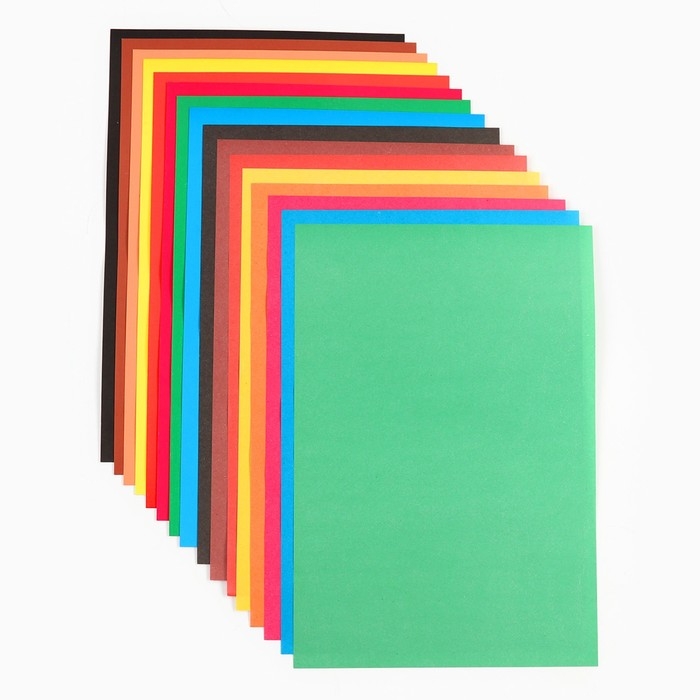 Набор "Минни Маус" А4: 8л цветного одностороннего картона + 8л цветной двусторонней бумаги