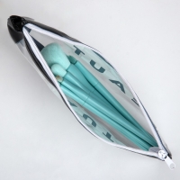 Косметичка-пенал PVC на молнии «BEAUTY» Косметичка-пенал PVC на молнии «BEAUTY»