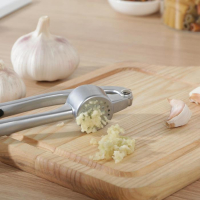 Пресс для чеснока Доляна &laquo;Идея&raquo;, 16,5 см