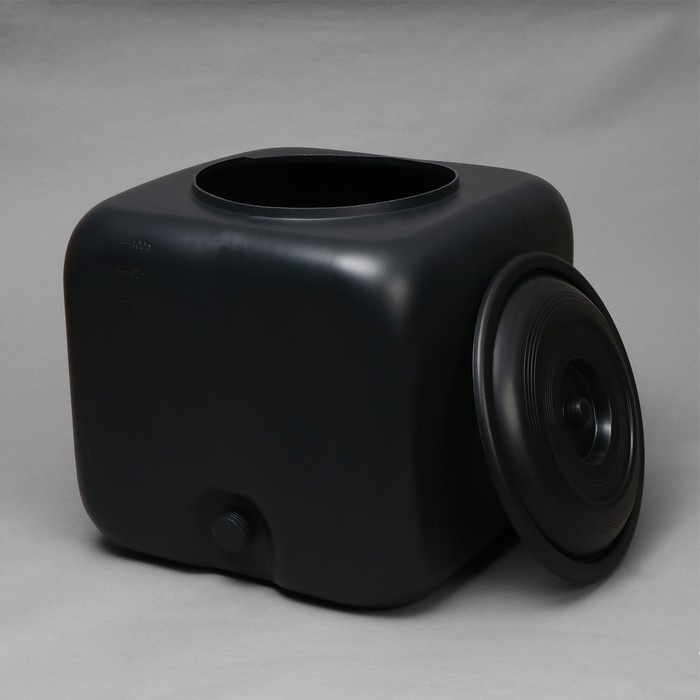 Бак для душа, 100 л, с крышкой, с резьбой под кран, чёрный Бак для душа, 100 л, с крышкой, с резьбой под кран, чёрный