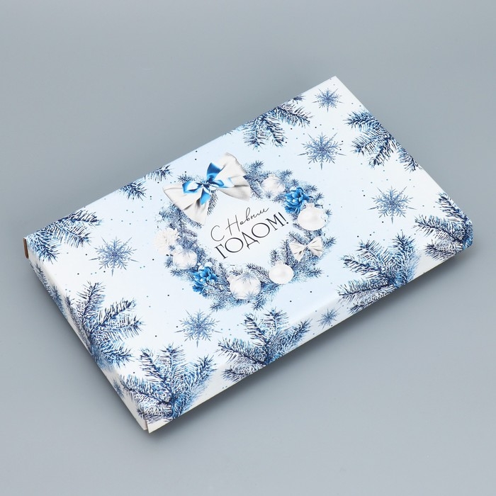 Коробка подарочная новогодняя складная &laquo;Новогодний венок&raquo;, 25.5 х 15 х 4 см, Новый год