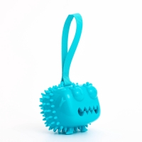 Игрушка под лакомства для собак "Квадратный монстр" 9 см, ТПР, микс цветов Игрушка под лакомства для собак "Квадратный монстр" 9 см, ТПР, микс цветов