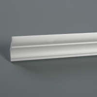 Плинтус потолочный 05015Е, белый 43х26х2000 мм